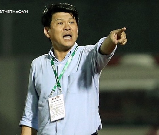 Sài Gòn FC cho cổ động viên uống rượu gì?