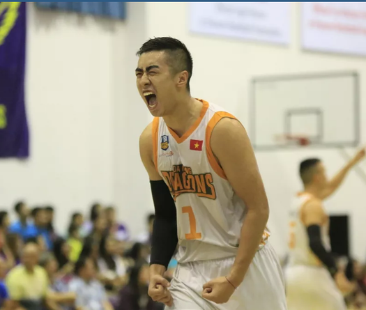 Stefan Tuấn Tú trở lại Danang Dragons thay thế Chris Dierker?