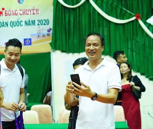 Trùng hợp bất ngờ: HLV Biên Phòng vô địch trong ngày sinh nhật đầy cảm xúc