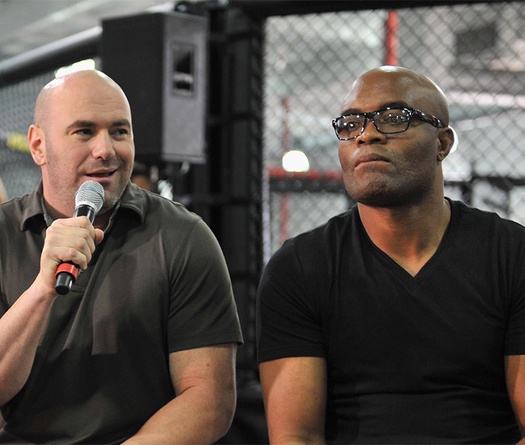 Anderson Silva bóng gió chuyện bị Dana White ép giải nghệ?
