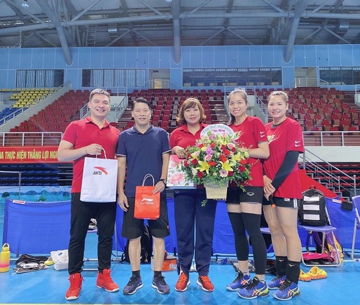 Vừa giúp Thái Bình lên hạng, bộ đôi HLV kỳ cựu gia nhập Than Quảng Ninh