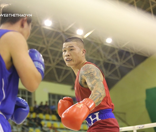 Nhìn lại chiến thắng đầu tiên của Trương Đình Hoàng, Nguyễn Văn Đương ở giải Boxing VĐQG