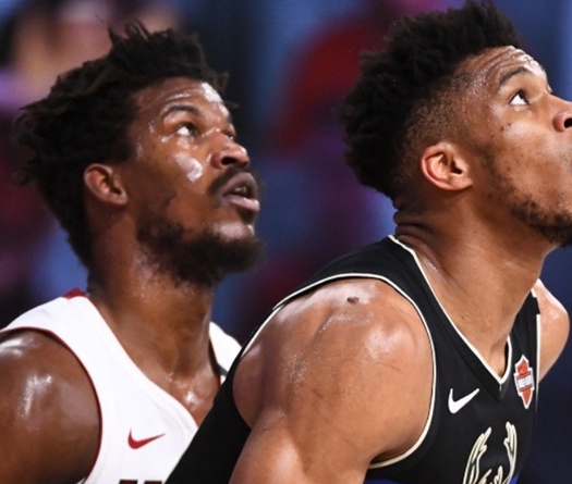 Nhìn Giannis gia hạn với Bucks, kình địch Jimmy Butler phản ứng đầy bất ngờ