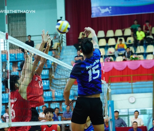 Bi hài việc Đắk Lắk giải thể đội bóng chuyền, chuyển VĐV năng khiếu qua...bắn súng, đua thuyền