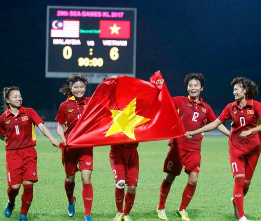 Bóng đá Việt Nam lại vượt mặt Thái Lan trong năm 2020