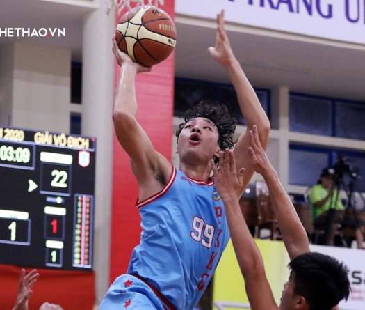 Video: Cú úp rổ đầu tiên tại giải Vô địch bóng rổ Quốc gia 2020