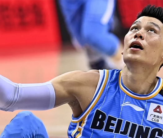 Từ bỏ tiền tài và danh vọng để trở về NBA, Jeremy Lin bị gọi là kẻ điên rồ