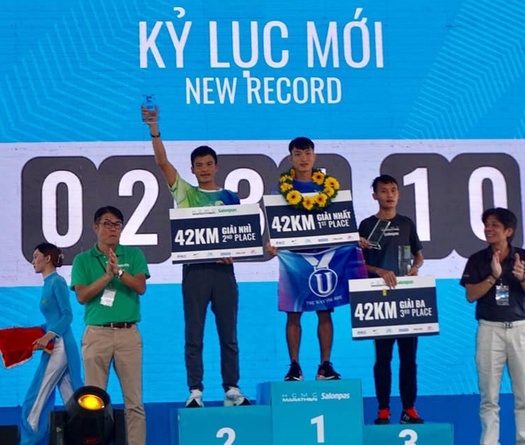 4 tuyển thủ quốc gia vô đối tại giải marathon TP.HCM 2021