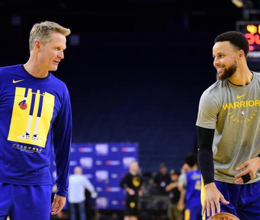 Stephen Curry bị giới hạn số phút thi đấu, CĐV nổi đoá, HLV Steve Kerr nói gì?