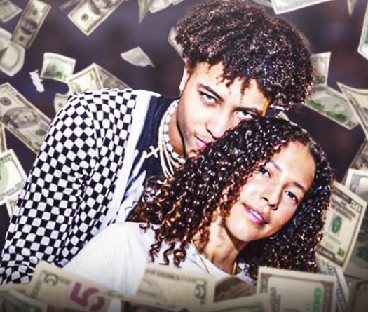 Tân binh đang lên của GSW bị bạn gái cũ tống tiền khủng