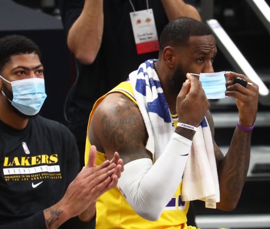 Sao NBA đồng loạt ngoảnh mặt làm ngơ với Vaccine COVID-19