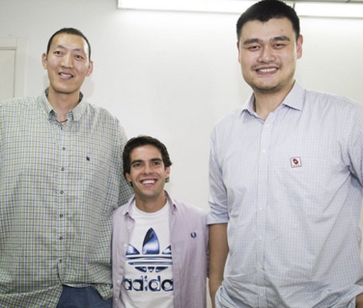 Chàng cầu thủ cao nhất lịch sử bóng rổ thế giới và sứ mệnh kế thừa Yao Ming