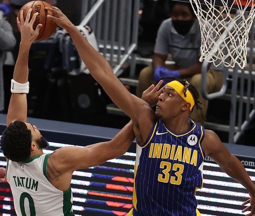 Lakers và Clippers tranh chấp trung phong ĐT Mỹ trước hạn chót TTCN