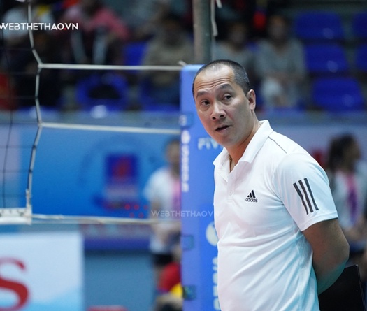 Những HLV "MỚI TOANH" tại Cúp bóng chuyền Hoa Lư - Bình Điền 2021