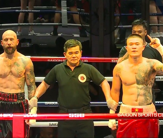 Trương Đình Hoàng thắng nghẹt thở Mathew Cook Donald tại Celebrity Fights: Chef Edition