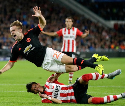 Luke Shaw vượt qua chấn thương gãy chân kinh hoàng ra sao?