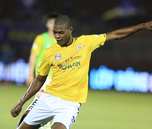 Sau Đỗ Hùng Dũng, Hà Nội mất thêm trụ cột vì chấn thương