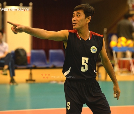 "Người cận vệ già" miệt mài cùng bóng chuyền Biên Phòng tại Cúp Hoa Lư 2021