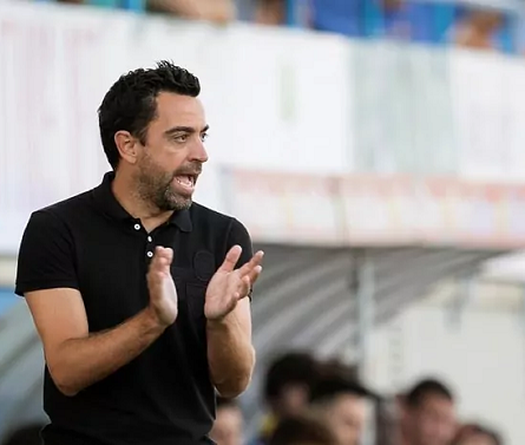 Xavi tiến cử người thay HLV Koeman tại Barca