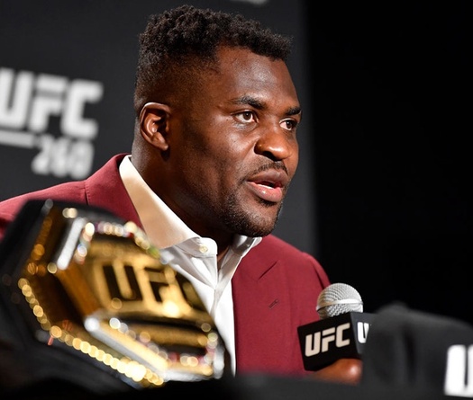 Mức lương của các võ sĩ tại UFC 260: Francis Ngannou tăng vượt bậc 
