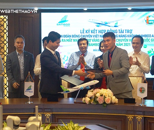 Bóng chuyền Việt cần nhìn V.League, tránh nguy cơ "nhiều người ốm đánh một người mập"