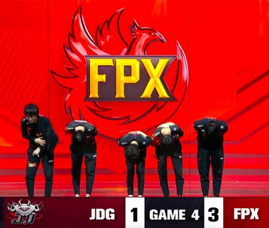 Kết quả Playoffs LPL Mùa Xuân 2021 hôm nay 5/4: JDG vs FPX - Phượng Hoàng tung cánh
