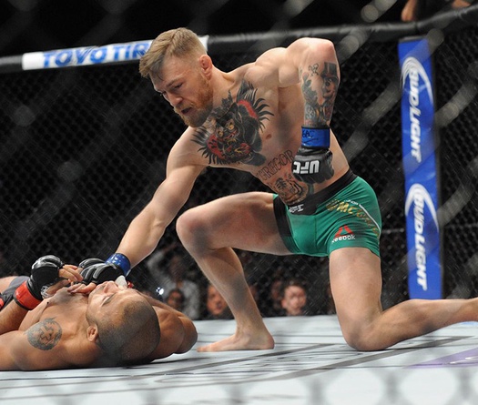 Kỉ niệm 8 năm ra mắt UFC, Conor McGregor "sửa" kỉ lục knockout Jose Aldo