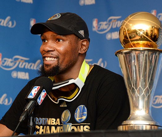 Khi Kevin Durant đã chán câu chuyện "săn nhẫn", săn cúp vô địch và danh hiệu