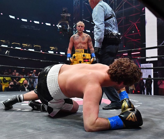 Thua knockout Jake Paul, Ben Askren vẫn nhận thù lao gấp đôi thời ở UFC 