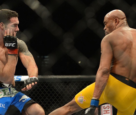 Anderson Silva gửi lời an ủi cảm động tới Chris Weidman sau chấn thương kinh hoàng