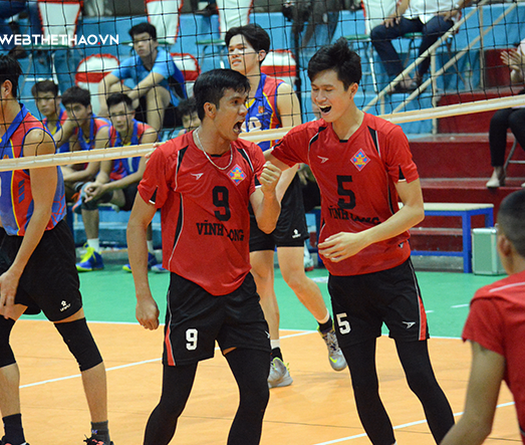 Bóng chuyền nam Vĩnh Long nhen nhóm hy vọng trở lại
