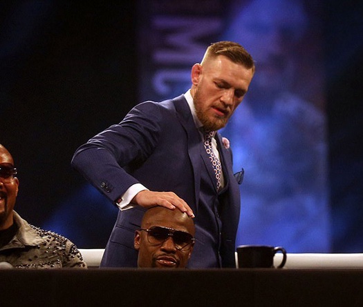 Conor McGregor chế giễu vụ việc Floyd Mayweather Jr và Jake Paul: Kiếm hàng thật mà đánh