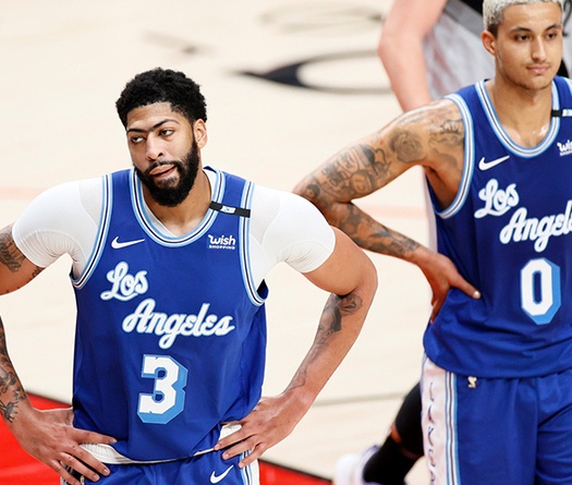 Dù Anthony Davis thi đấu “cực cháy", Lakers vẫn thua đau Portland và rơi xuống suất play-in