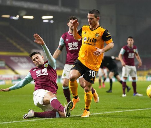 Nhận định, soi kèo Burnley vs Leeds, 18h30 ngày 15/05