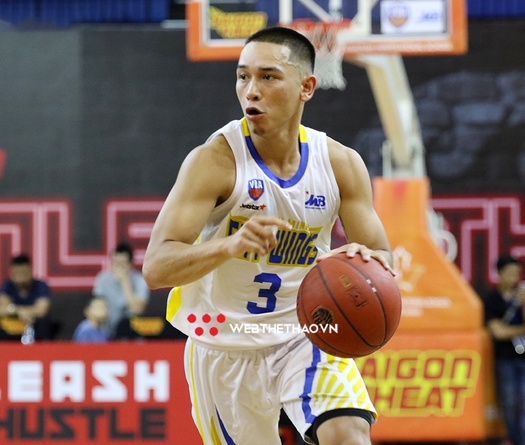 Hậu vệ tài năng Michael Soy tái xuất VBA 2021