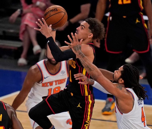 Biến đối thủ thành chú hề, Trae Young tung cú Floater kết liễu Knicks