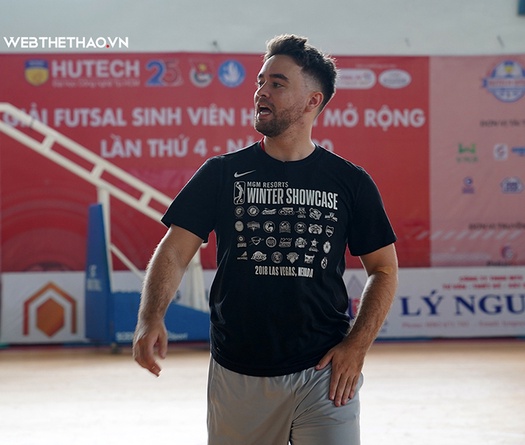 HLV Ryan Marchand chia tay Nha Trang Dolphins, ai là người thay thế?