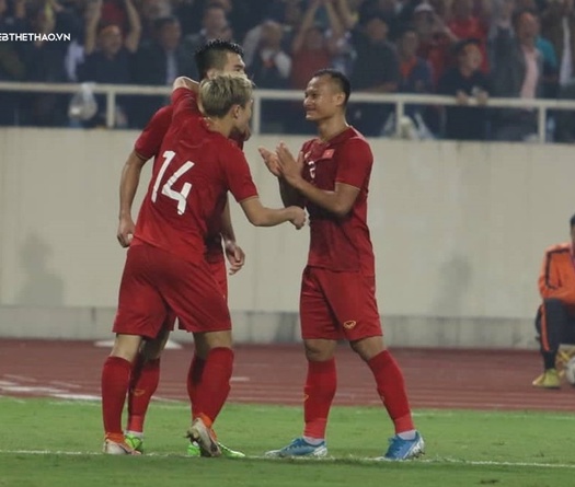 Việt Nam vs UAE: Khi thầy trò ông Park ở… cửa trên