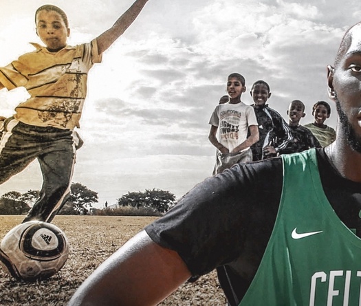 Rảnh rỗi tại Celtics, Tacko Fall xin làm tiền đạo cho ... Liverpool