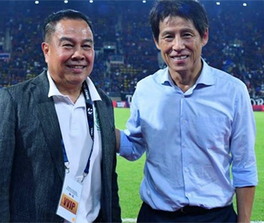 HLV Nishino phản bác LĐBĐ Thái Lan vụ "mất tích" bí ẩn