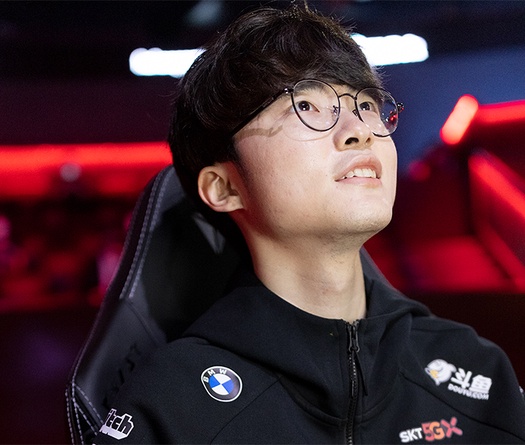 Kết quả LCK Mùa Hè 2021 hôm nay 9/7: Faker lùa cả thế giới, T1 hủy diệt Gen.G