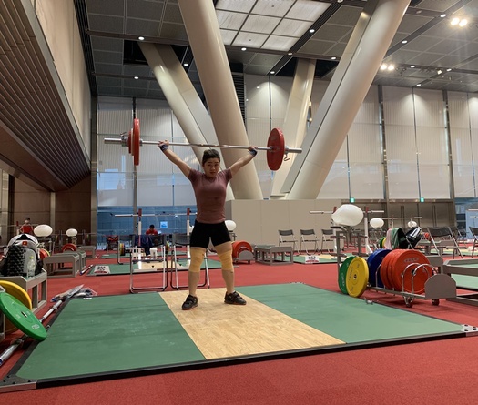 Lực sĩ Hoàng Thị Duyên gạt cơn đau, nuốt khối lượng “khủng” nhắm huy chương Olympic