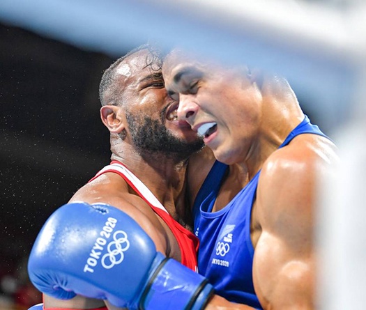 Boxing Olympic Tokyo: Võ sĩ bị chỉ trích vì tái hiện màn "cắn tai" giống Mike Tyson