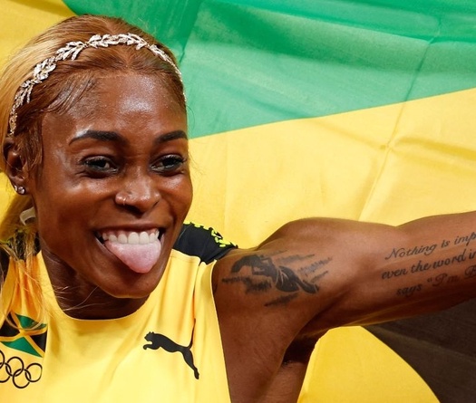 Thompson-Herah chạy "chưa hoàn hảo" dù phá kỷ lục 33 năm ở Olympic