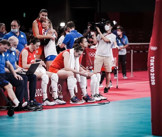 Mỹ nhân bóng chuyền mờ nhạt, Nga thua đau trước kỳ phùng địch thủ Brazil