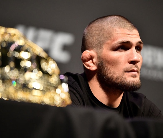 Khabib lên tiếng trước dòng tweet xúc phạm cha mình của Conor McGregor