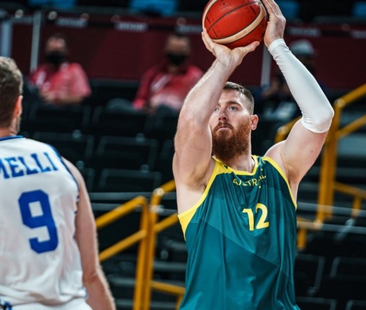 Tai nạn trong nhà tắm khiến trung phong Úc gặp hệ quả nghiêm trọng