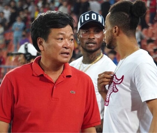 Chủ tịch CLB Hải Phòng nói gì về việc giảm 70% lương cầu thủ?