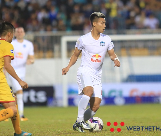 Hủy V.League 2021, HAGL sẽ được trao chức vô địch?