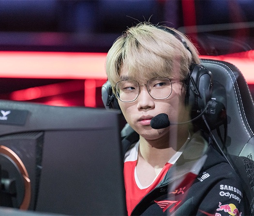 T1 Canna - Đường trên của T1 là ai?